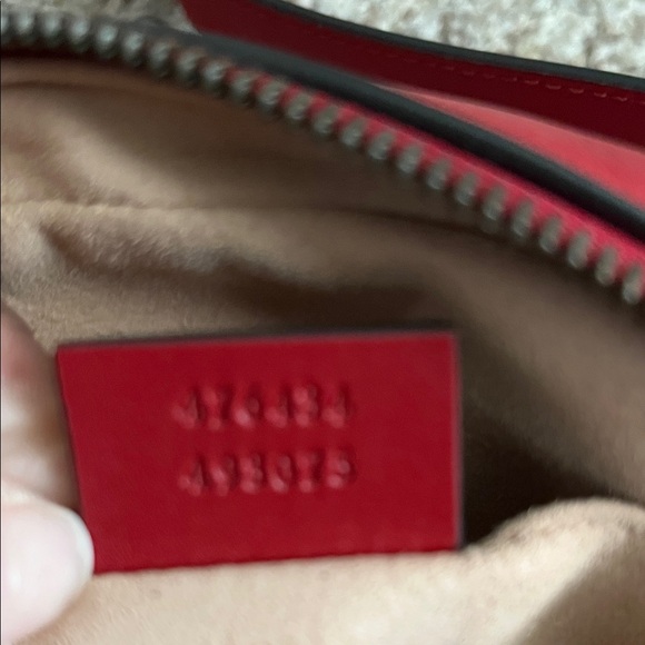 Authentic Gucci Red Leather Crossbody Belt bag - Picture 4 of 4